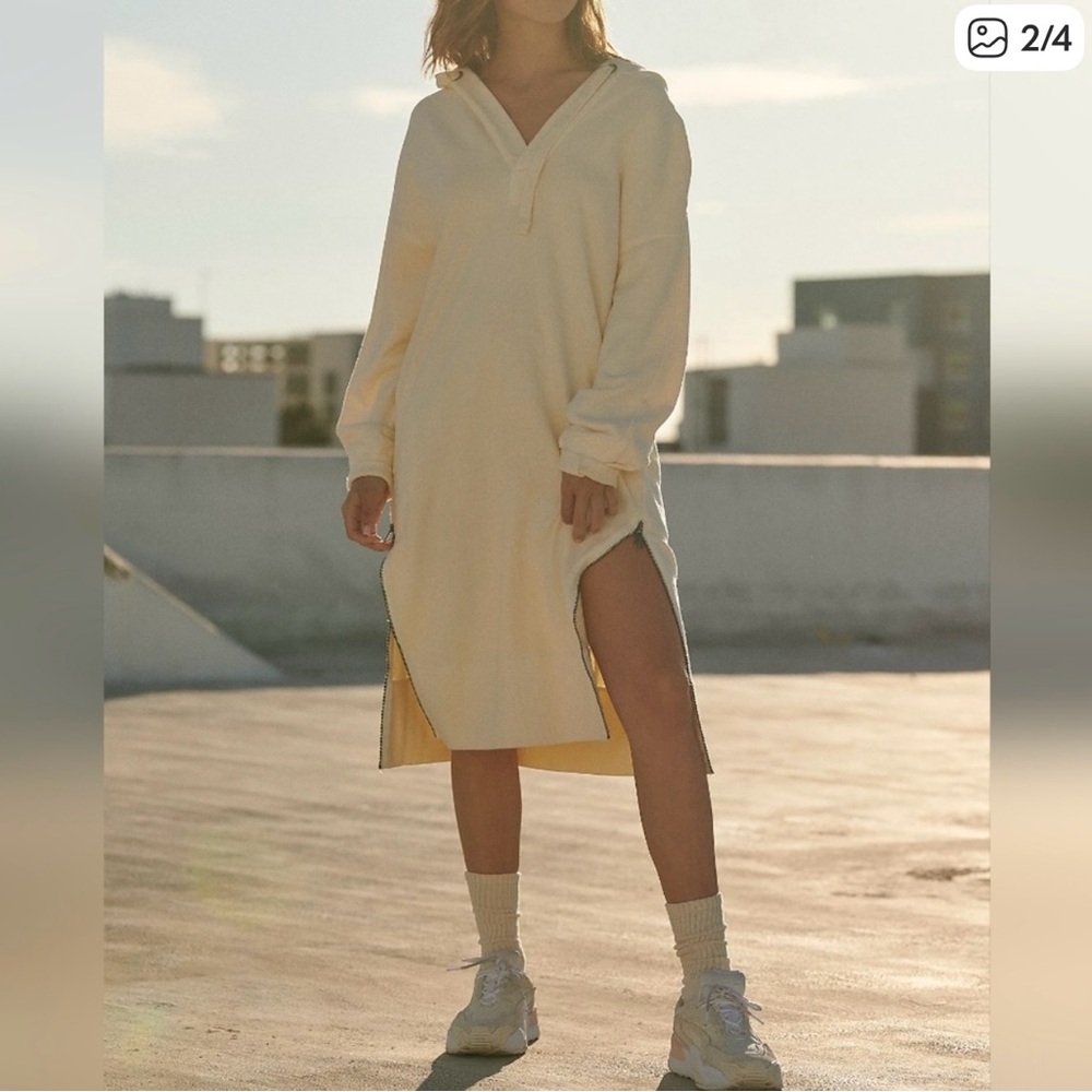 FP Movement Spur of the Moment solid hoodie Ivory XS - Picture 2 of 13